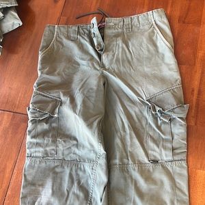 Tru spec OD green tactical pants. Medium Short.